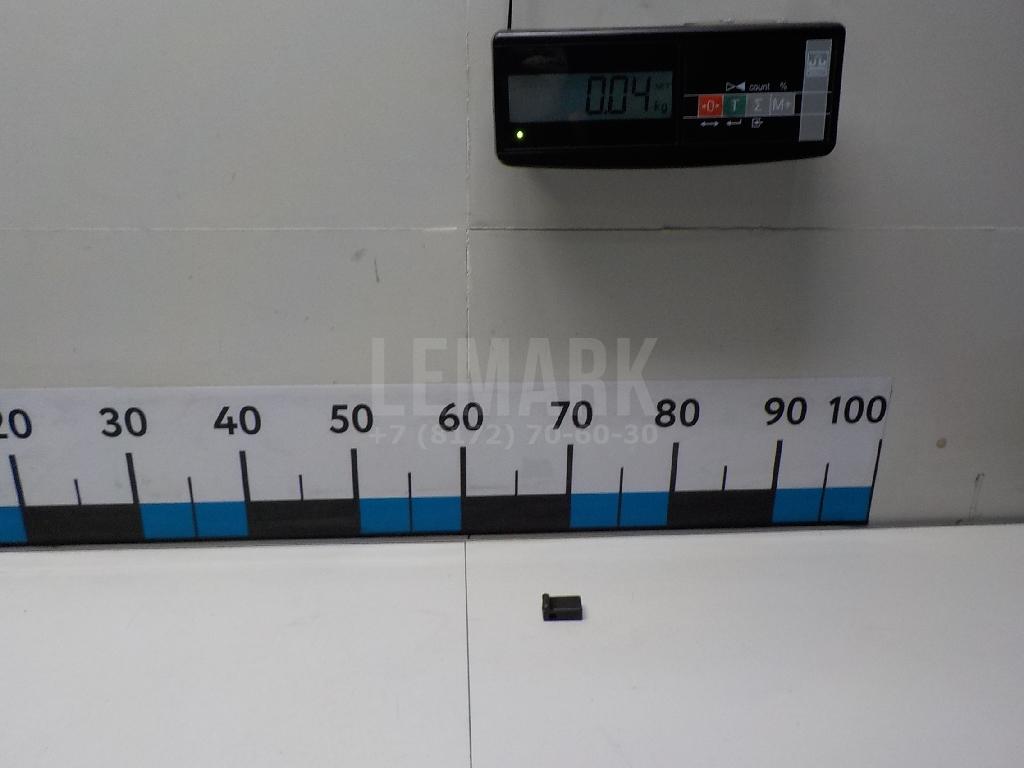 Кронштейн форсунки 038130069B VAG