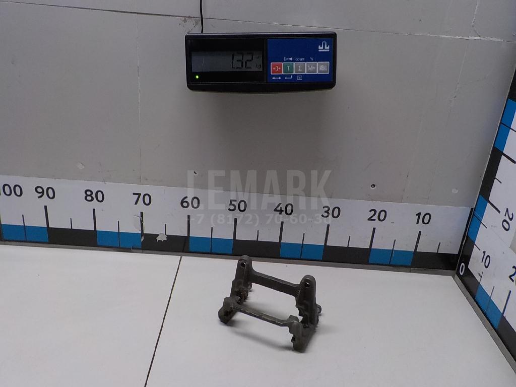 Скоба суппорта заднего правого