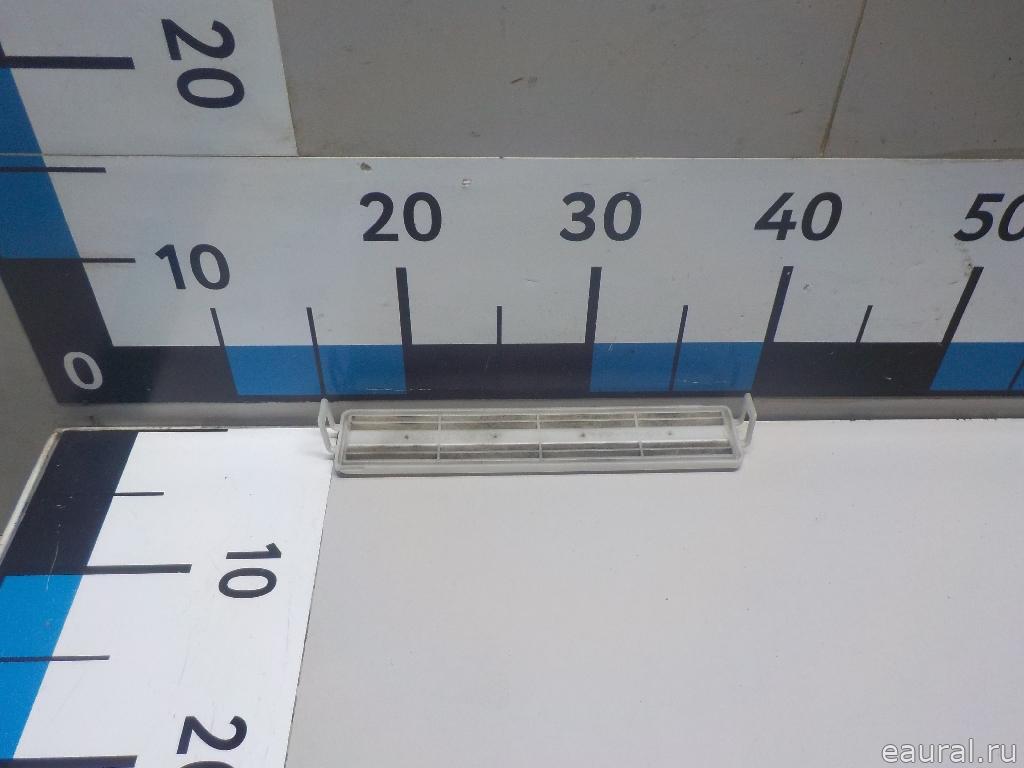 Крышка салонного фильтра