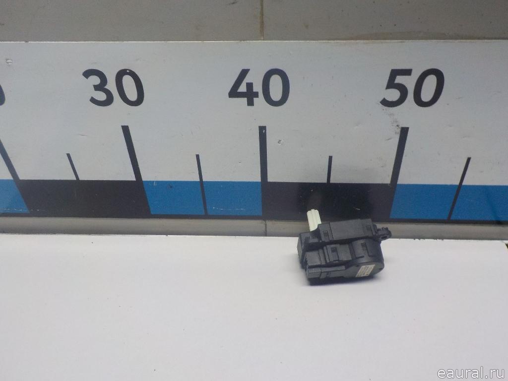 Моторчик заслонки отопителя