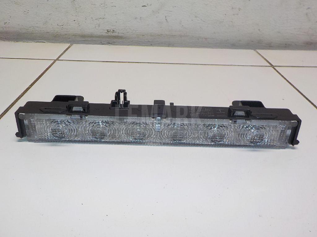 Фонарь задний (стоп сигнал) 6RU945087A VAG