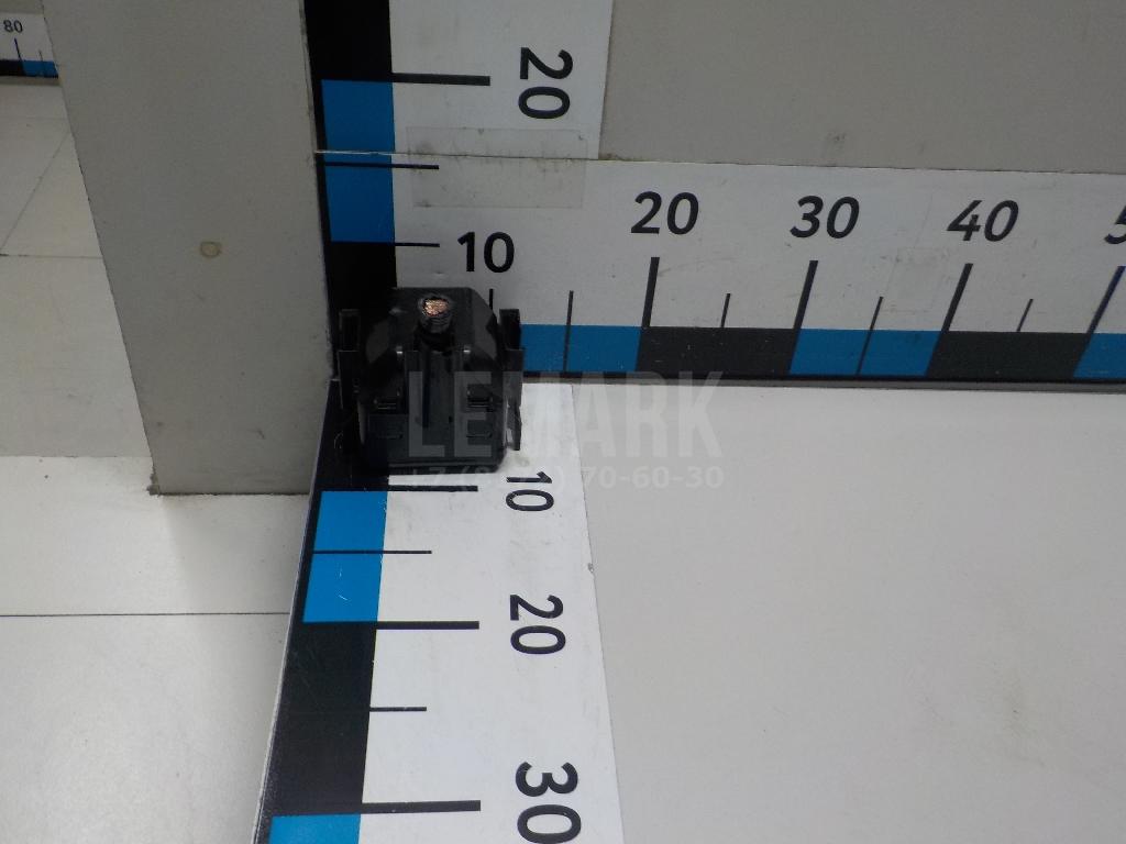 Блок реле 8274360020 Toyota