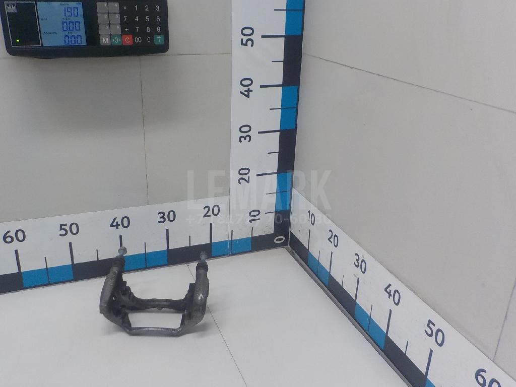 Скоба суппорта переднего левого