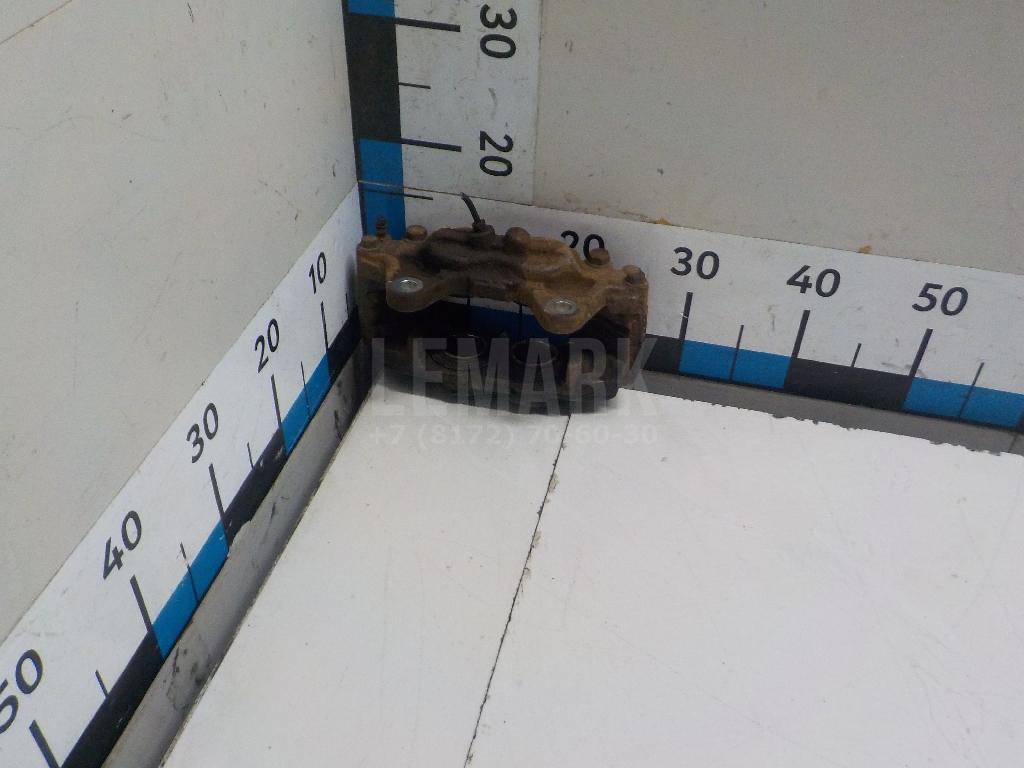 Суппорт тормозной передний правый 4773060350 Toyota