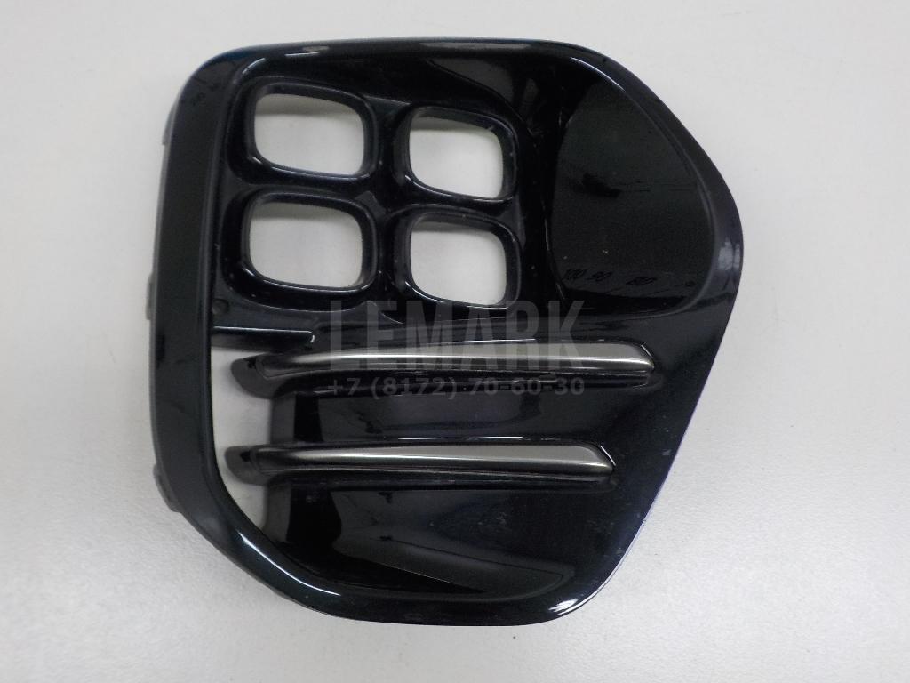Решетка в бампер правая 86522F1300 Hyundai-Kia