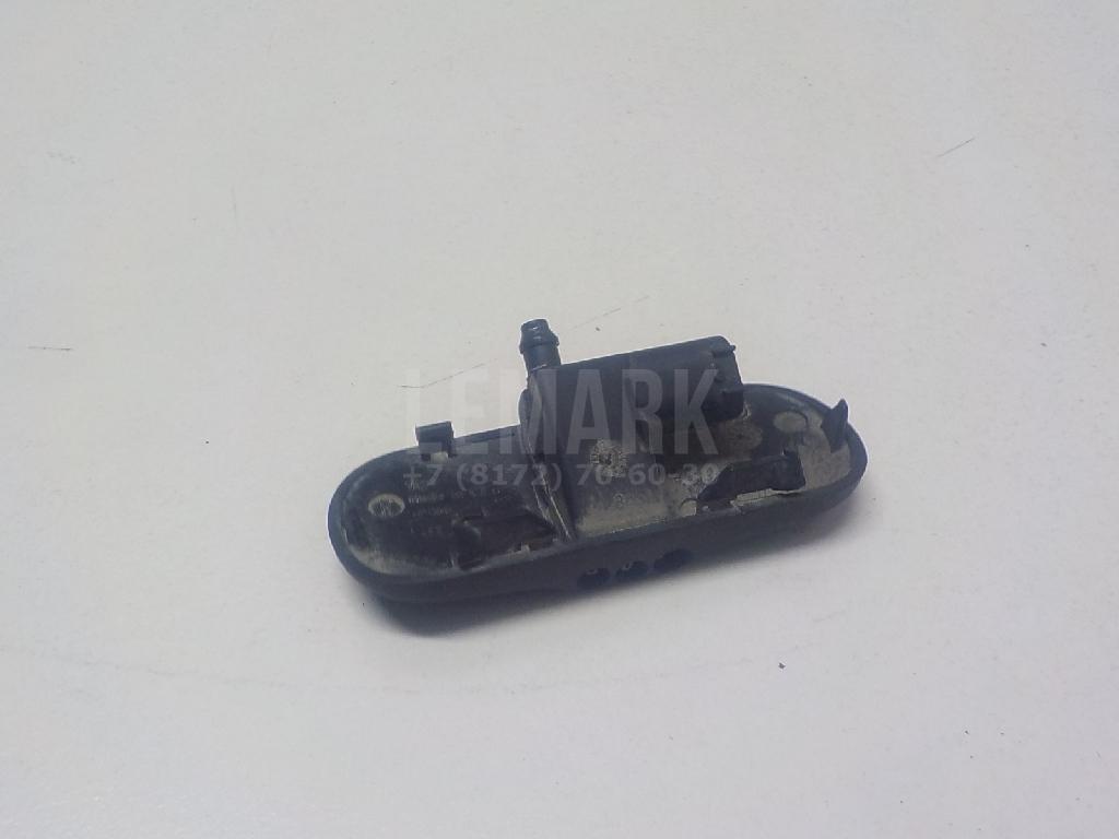 Форсунка омывателя лобового стекла для  BMW 5-serie F10/F11 2009-2016