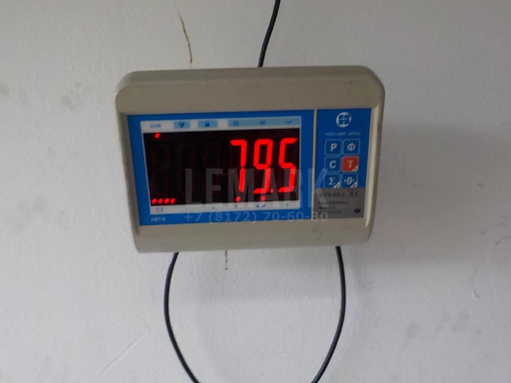 Порог со стойкой левый