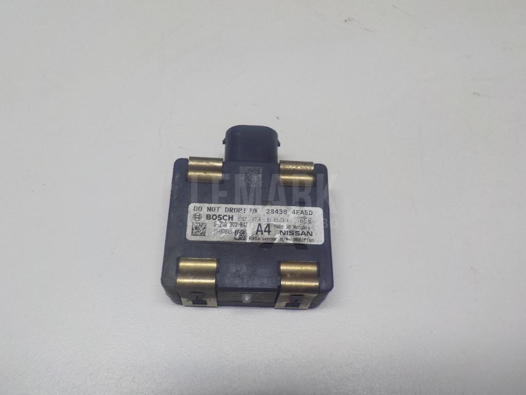 Датчик системы контроля дистанции 284384EA5D Nissan