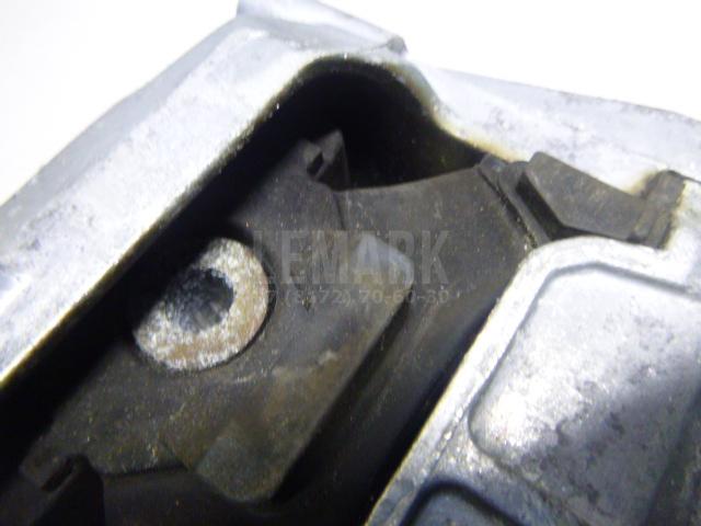 Опора двигателя правая для  Audi 80/90 [B3] 1986-1991