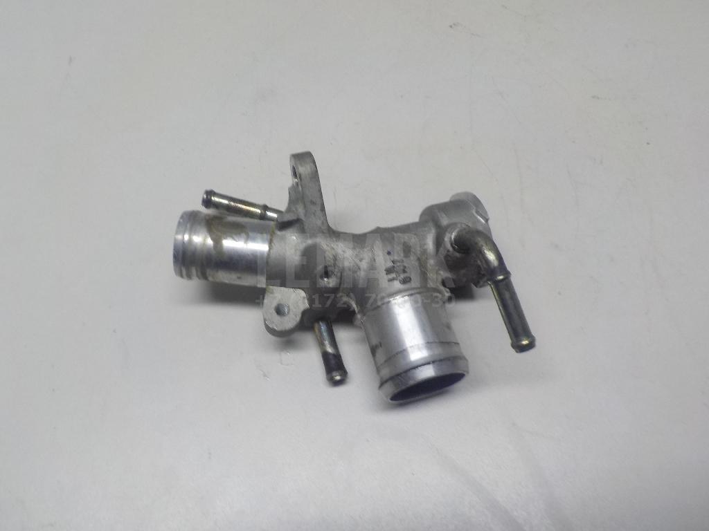 Фланец двигателя системы охлаждения 11060BV80A Nissan