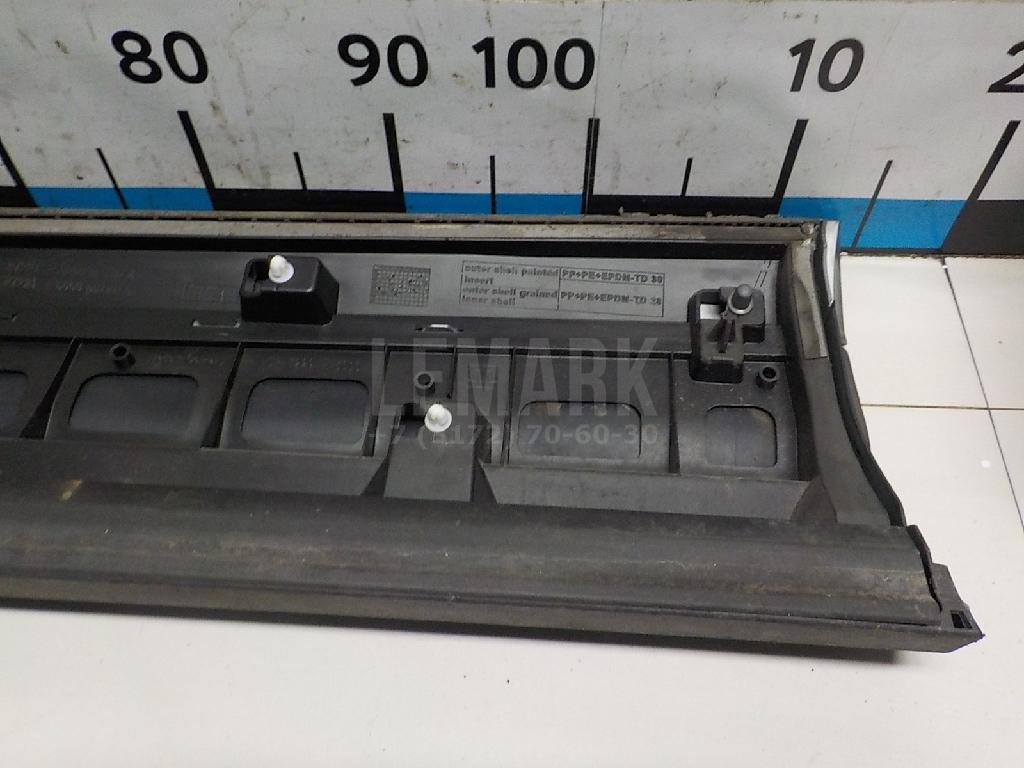 Накладка двери передней правой для  Audi 80/90 [B2] 0-1986