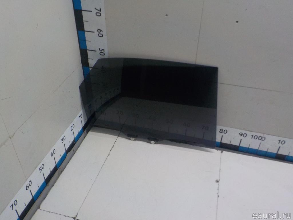 Стекло двери задней левой