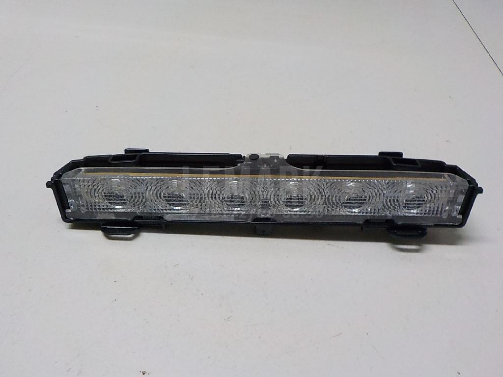 Фонарь задний (стоп сигнал) 6RU945087A VAG
