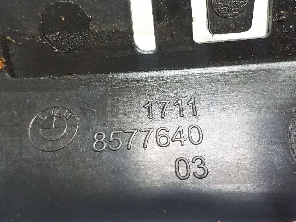 Воздуховод радиатора левый для  Audi A3 [8P1] 2003-2013