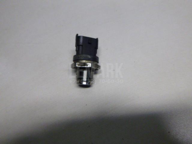 Датчик давления топлива 1663800Q0F Nissan