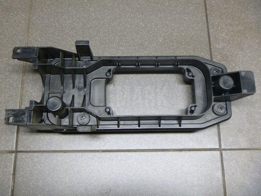 Кронштейн кулисы КПП 5N0713061A VAG