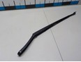Поводок стеклоочистителя передний правый