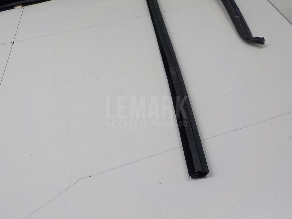 Уплотнитель стекла двери для  BMW X6 F16/F86 2014-2020
