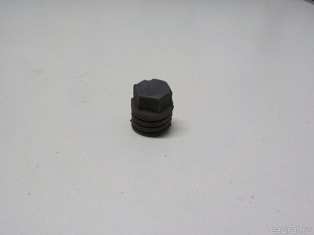 Отбойник капота