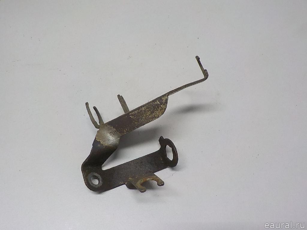 Кронштейн (п.п.к.)