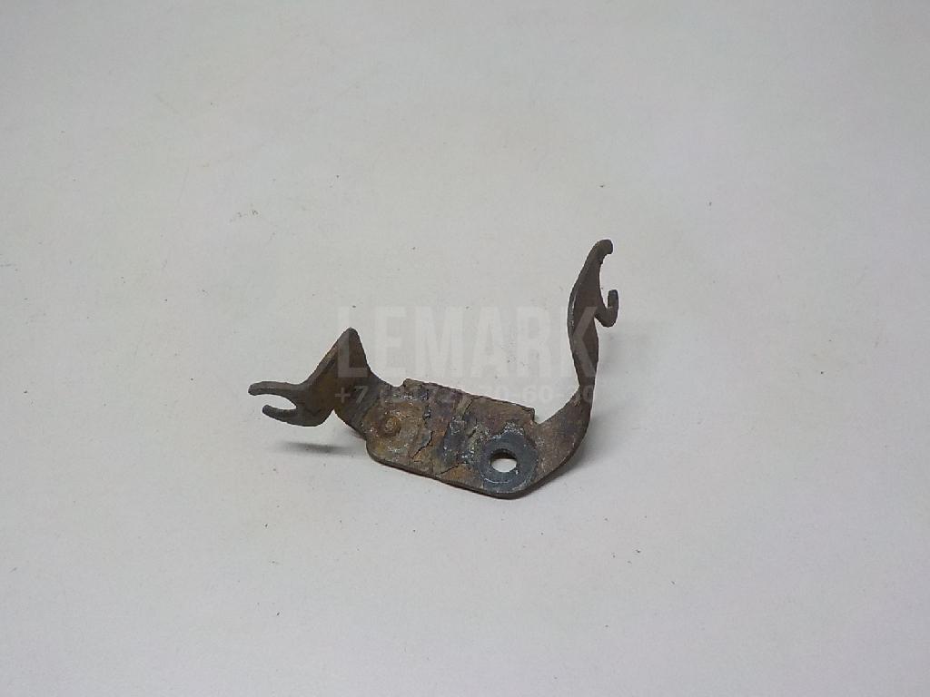 Кронштейн датчика ABS 7L0614513A VAG
