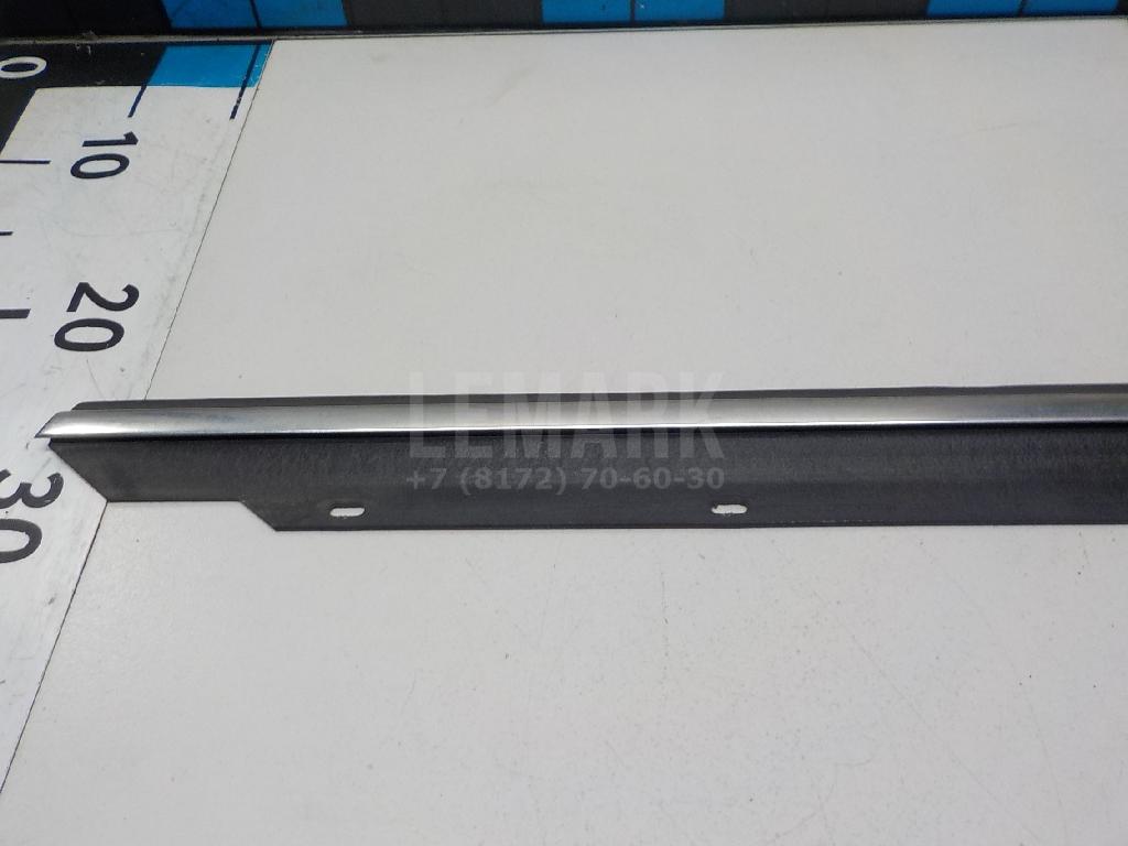 Накладка стекла заднего правого для  Audi