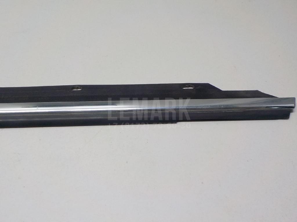 Накладка стекла заднего правого для  Audi 80/90 [B2] 0-1986