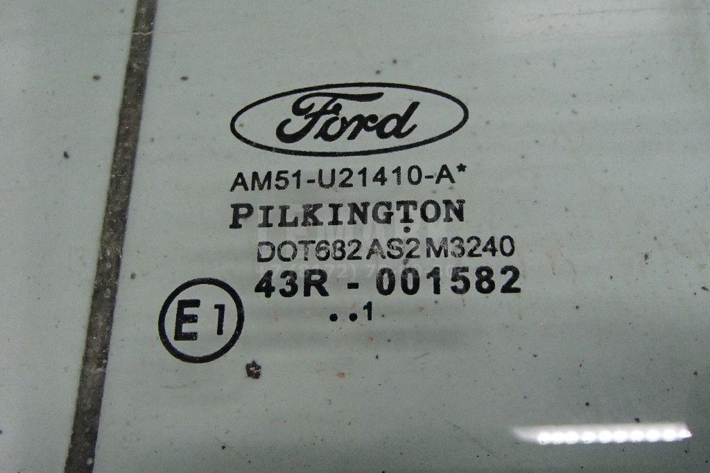 Стекло двери передней правой для  Ford Focus II 2005-2008
