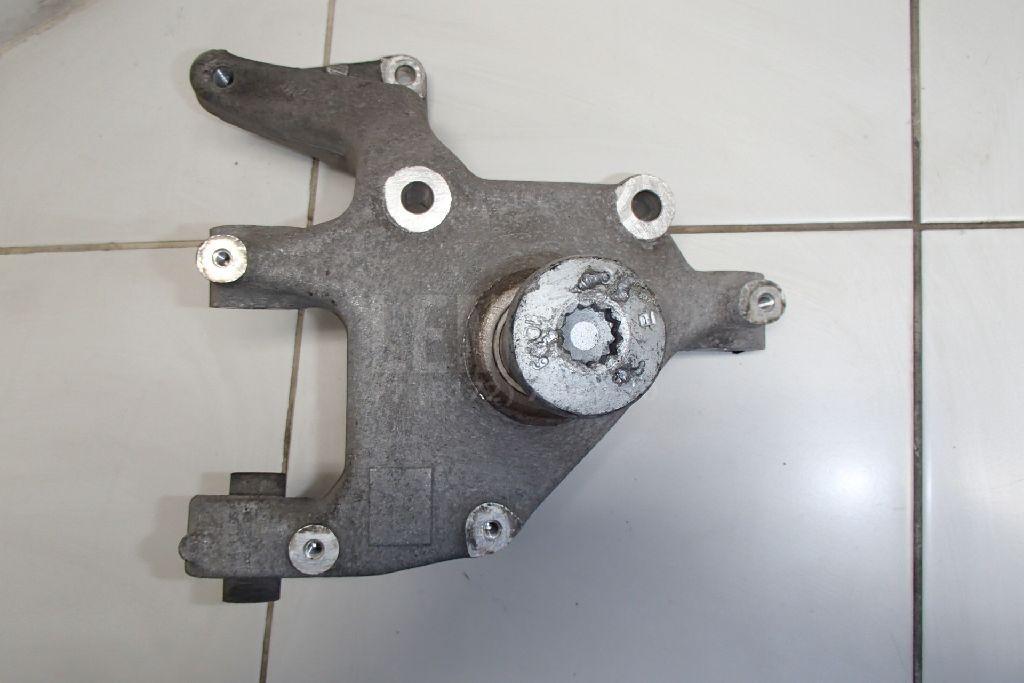 Кулак поворотный задний левый 3C0505435F VAG