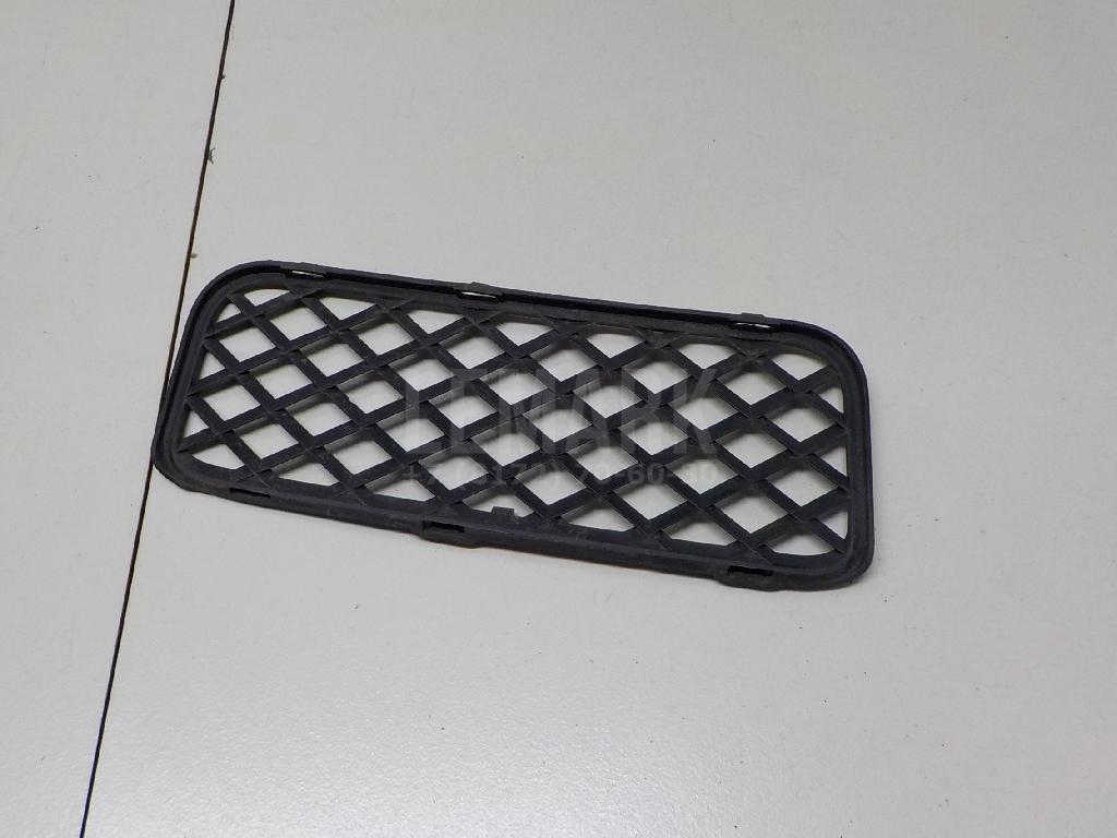 Решетка в бампер левая 7L68536769B9 VAG
