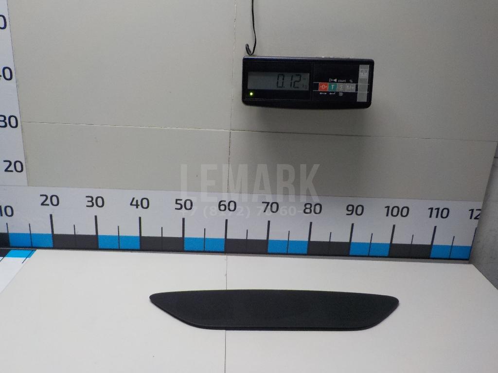 Решетка динамика 7P6819153A81U VAG