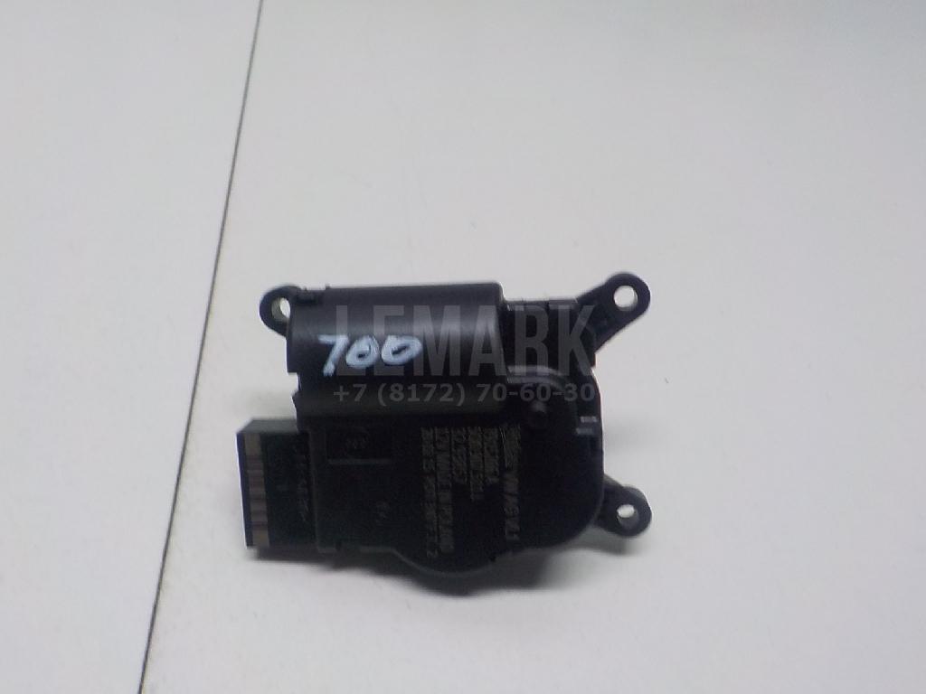 Моторчик заслонки отопителя 5Q0907511L VAG