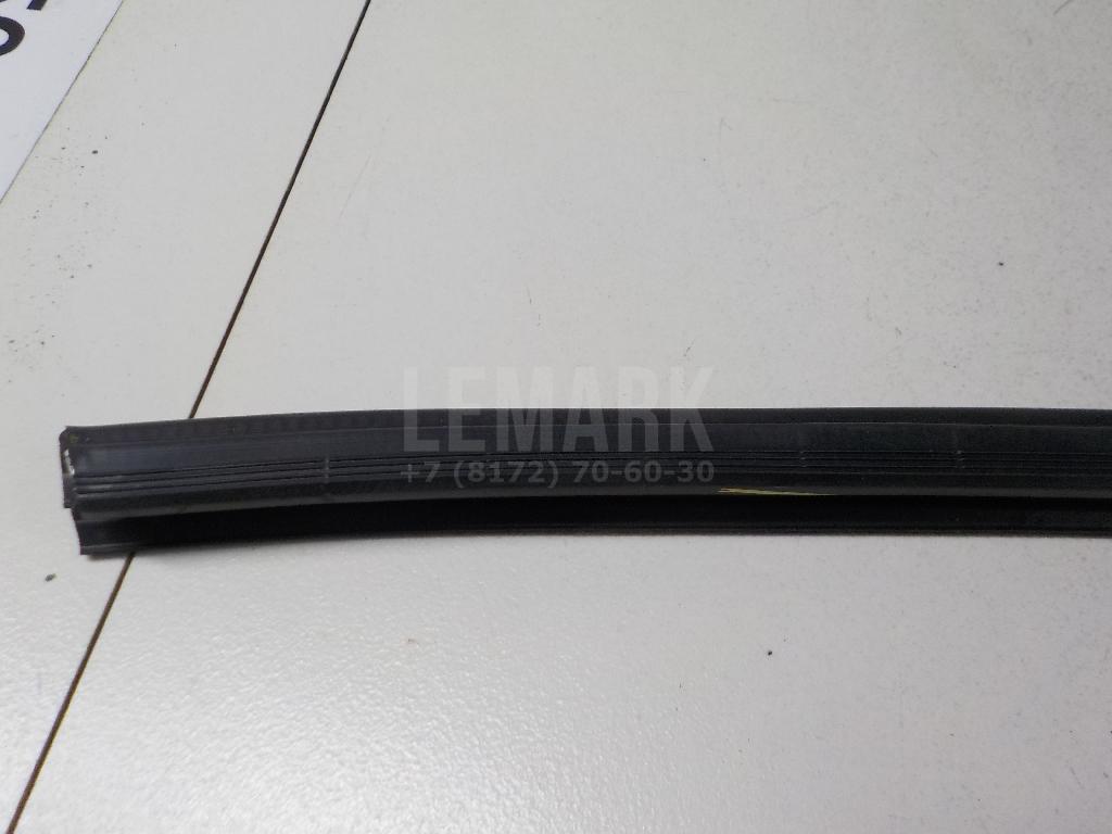 Накладка стекла переднего левого для  BMW 6-serie E64 2004-2009