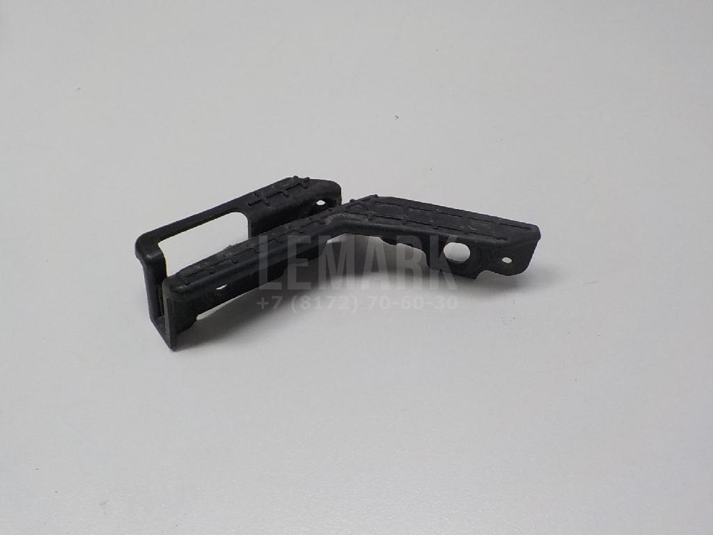 Кронштейн заднего бампера правый 86678C6000 Hyundai-Kia