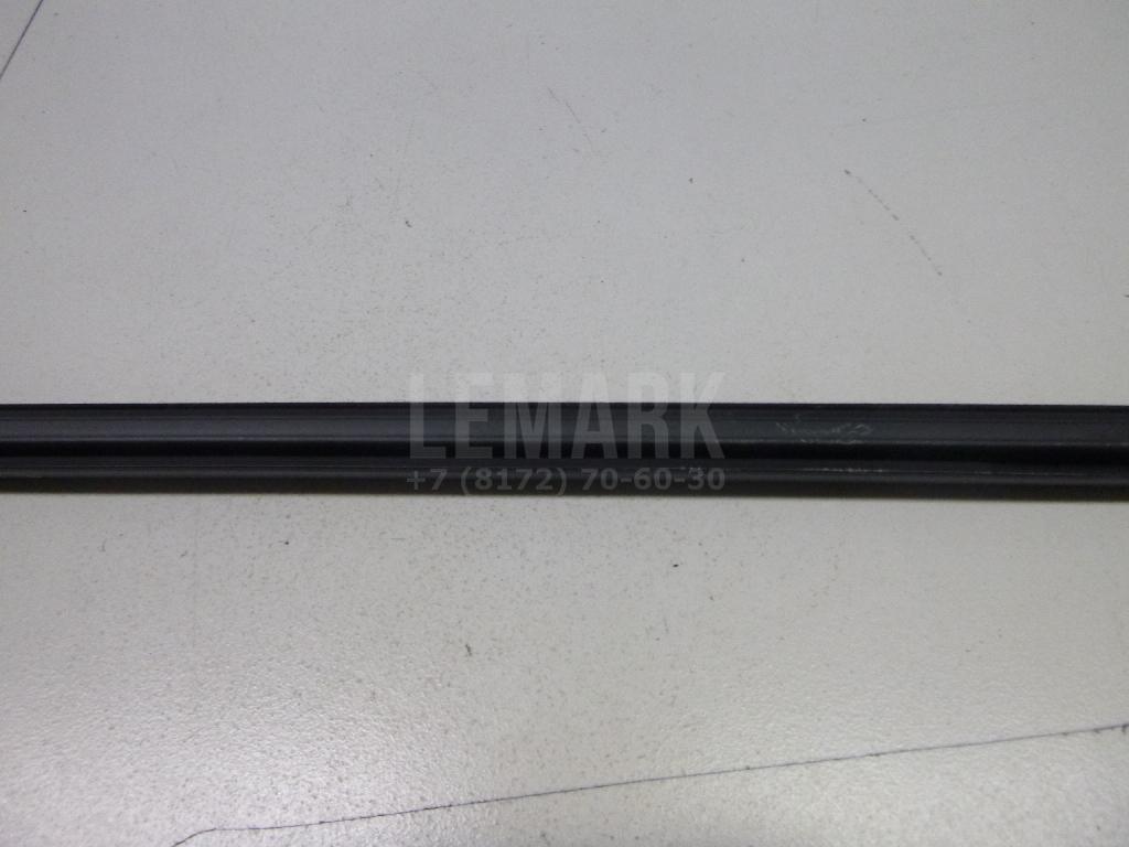 Накладка стекла заднего правого для  BMW 6-serie E64 2004-2009