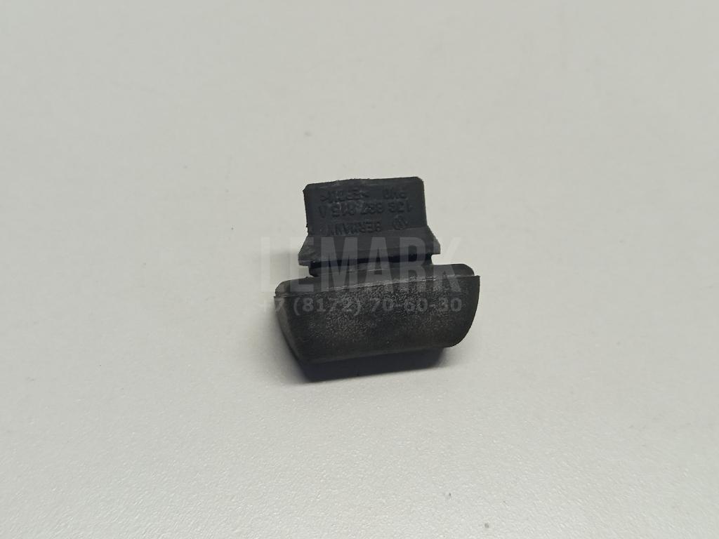 Отбойник крышки багажника 1J6867815A9B9 VAG