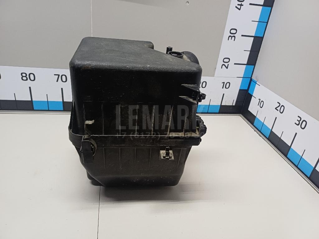 Корпус воздушного фильтра 1770037240 Toyota