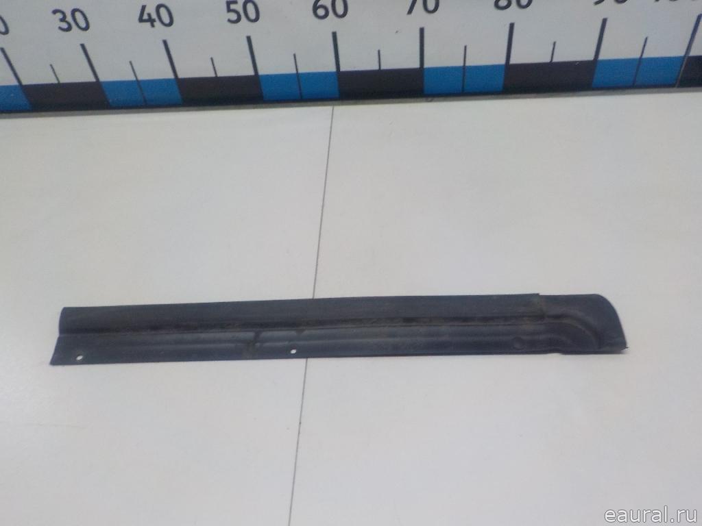 Уплотнитель двери