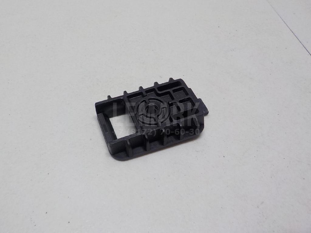 Кронштейн внутренней ручки 5J0868775 VAG
