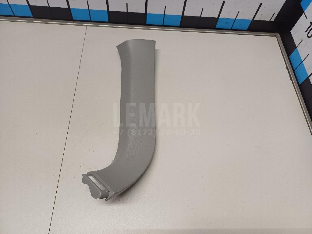 Обшивка двери багажника 6793742030B0 Toyota