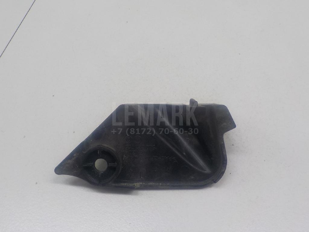 Кожух замка капота 5L0823755 VAG