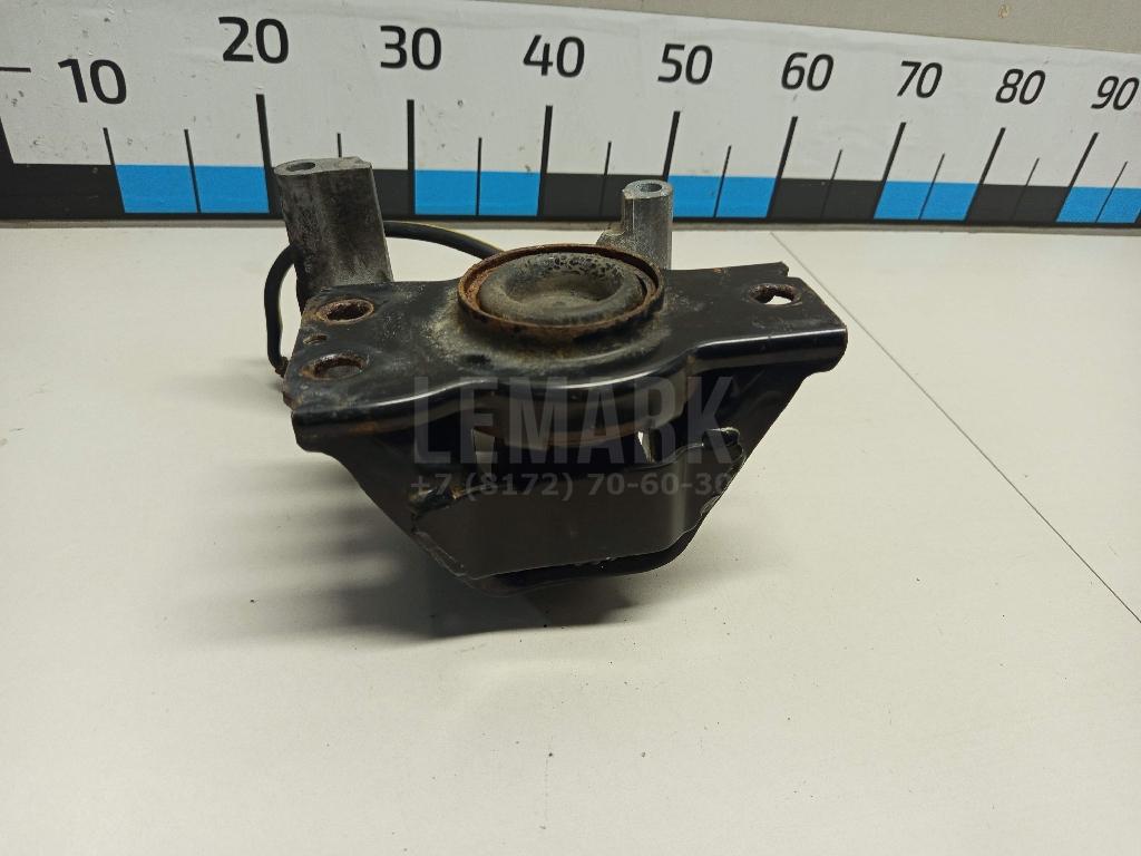 Опора двигателя передняя 11210JD700 Nissan