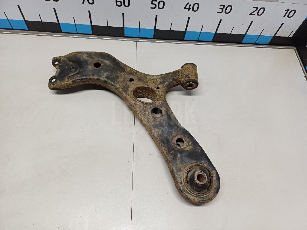 Рычаг передний левый 4806942051 Toyota