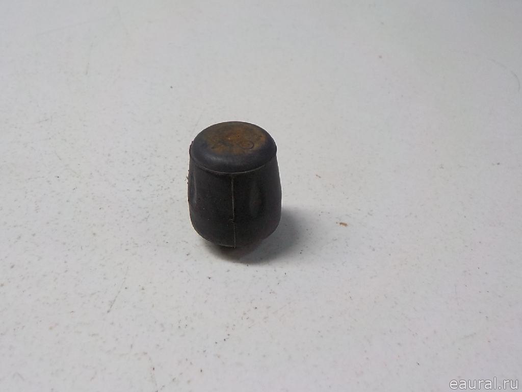 Отбойник капота