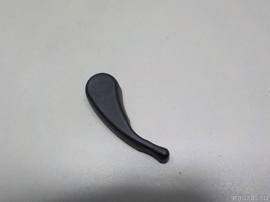 Ручка открывания капота