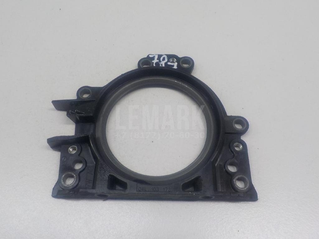 Крышка коленвала задняя 04L103171 VAG