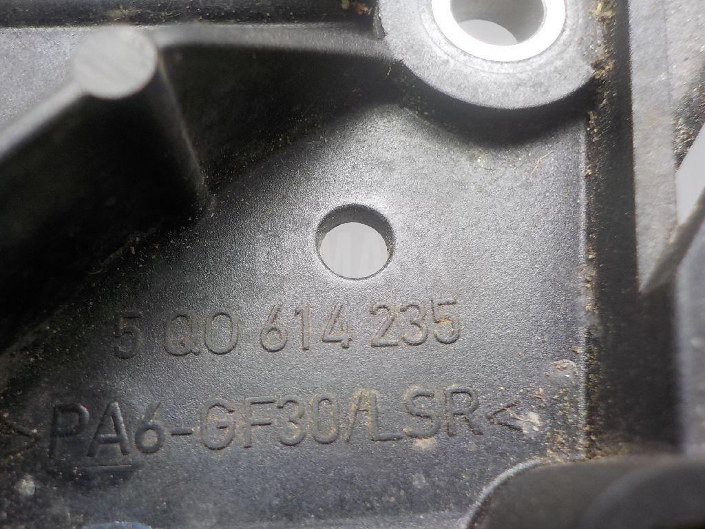 Кронштейн блока ABS (насос) для  Audi A4 [B7] 2005-2007