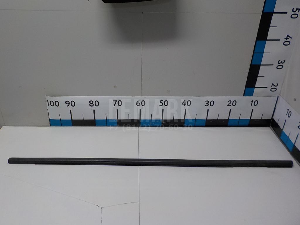 Накладка стекла переднего левого 13259954 GM
