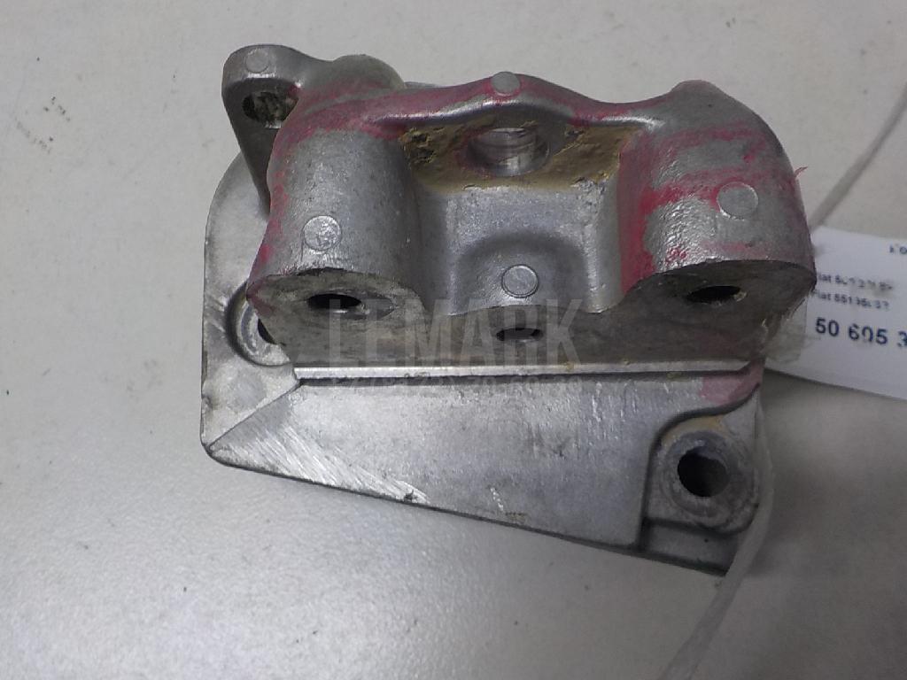 Кронштейн двигателя для  Ford Focus II 2008-2011
