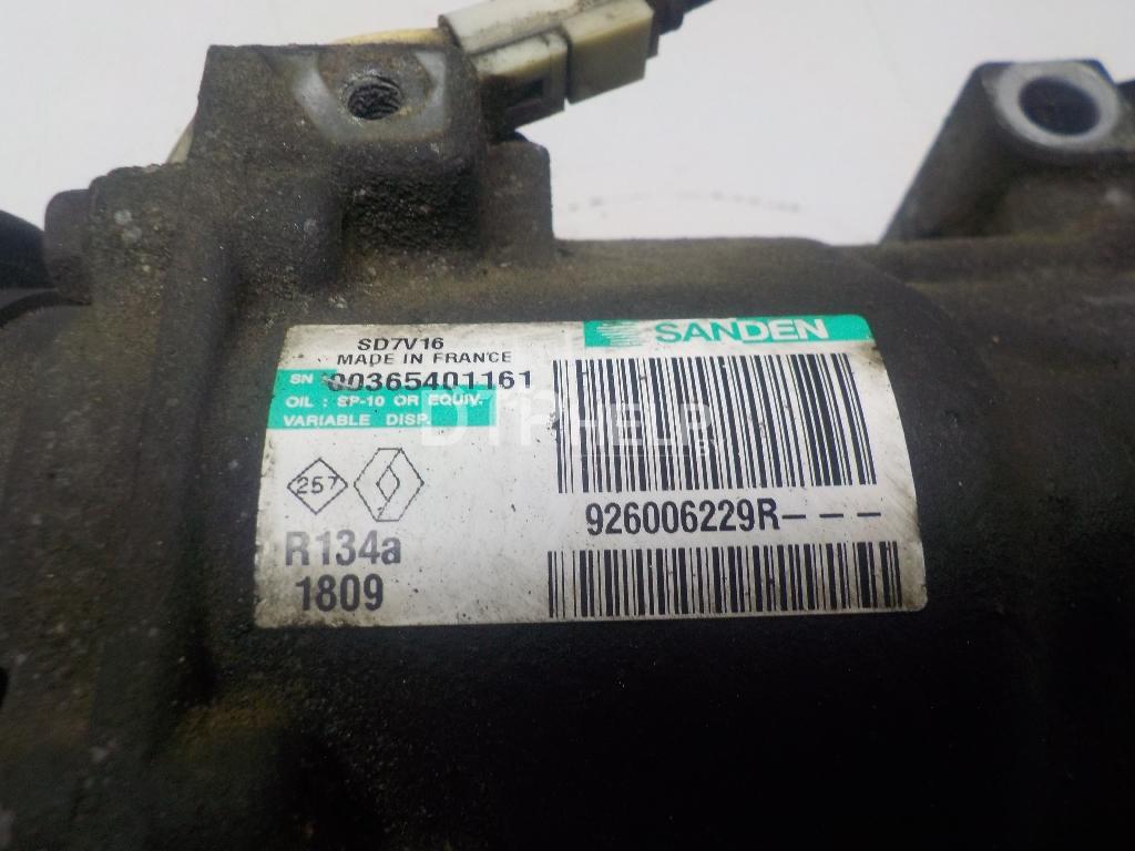 Фото Компрессор кондиционера для Renault Logan  2006